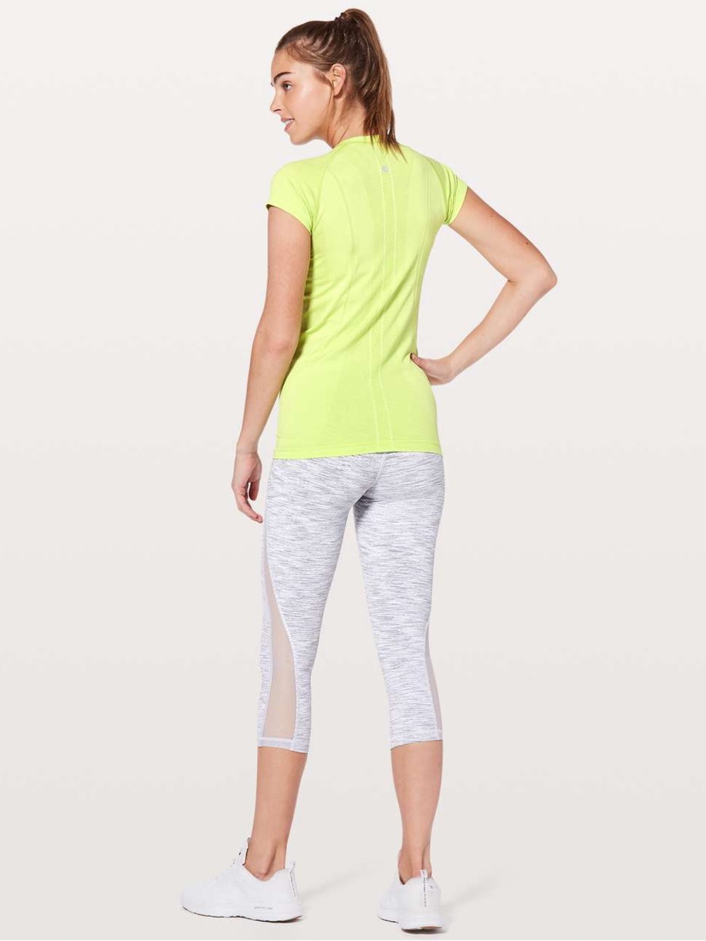 Lululemon Swiftly Tech Short Sleeve Crew
Lucid Lime - Picture 2 of 6